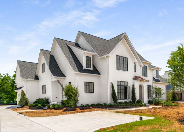 Property at 6035 Frazier Park Ln, Brentwood, TN 37027, 5 beds, 5.5 baths