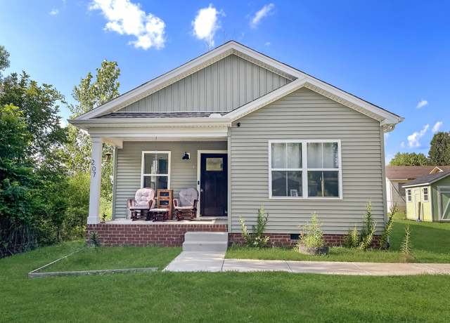 Property at 207 Dorris Ave, Springfield, TN 37172, 3 beds, 2 baths