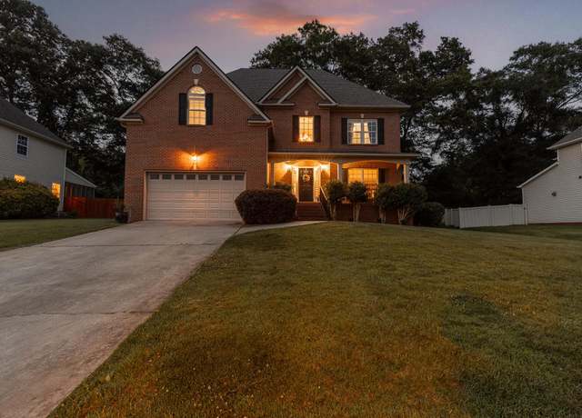 Property at 1509 Courtland Dr, Hixson, TN 37343, 4 beds, 2.5 baths