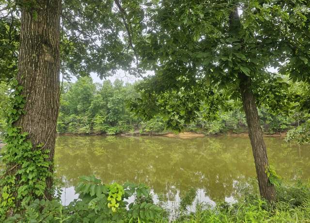 Property at 380 Duck Blind Rd, Clifton, TN 38425