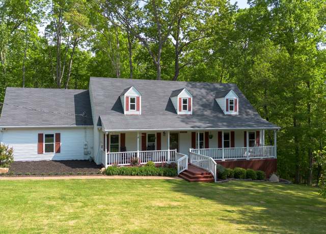 Property at 1233 Hardwood Trl, Burns, TN 37029, 3 beds, 3 baths