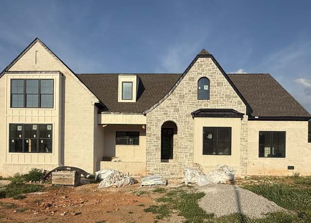 Property at 3344 Upper Gable Dr, Bowling Green, KY 42101, 5 beds, 4 baths
