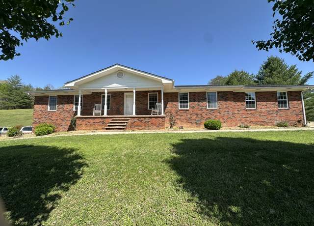 Property at 685 Lockhart Rd, Dunlap, TN 37327, 3 beds, 2 baths