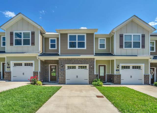 Property at 108 Birdie Ct, Dickson, TN 37055, 3 beds, 2.5 baths