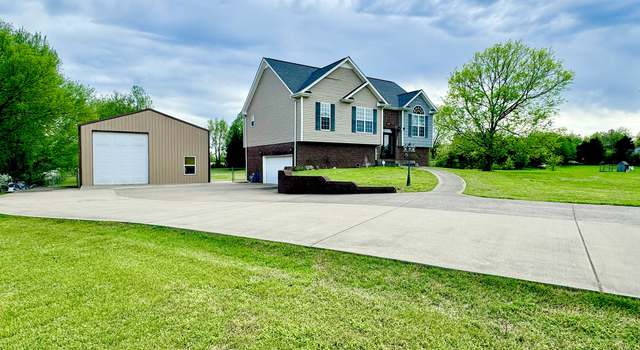 Photo of 4846 Chester Harris Rd, Woodlawn, TN 37191