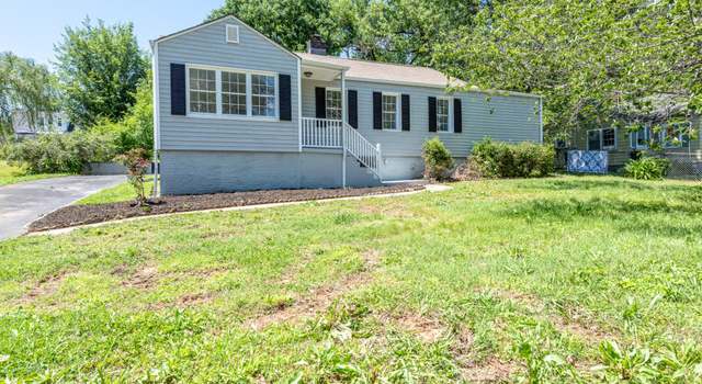 Photo of 1603 Cherry Dr, Maryville, TN 37804