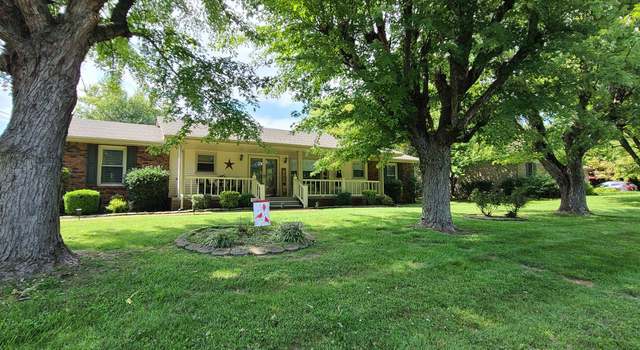 Photo of 1212 Mayes Dr, Greenbrier, TN 37073