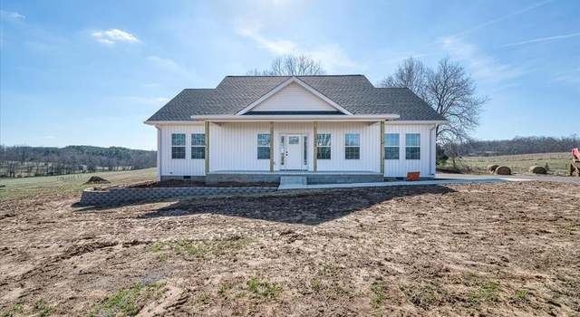 Photo of 2473 Hutchings College Rd, Sparta, TN 38583