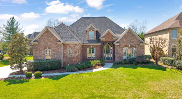 Photo of 2937 Enclave Bay Dr, Chattanooga, TN 37415