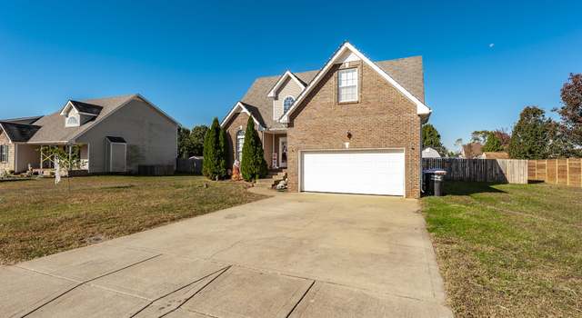 Photo of 3939 Benjamin Dr, Clarksville, TN 37040