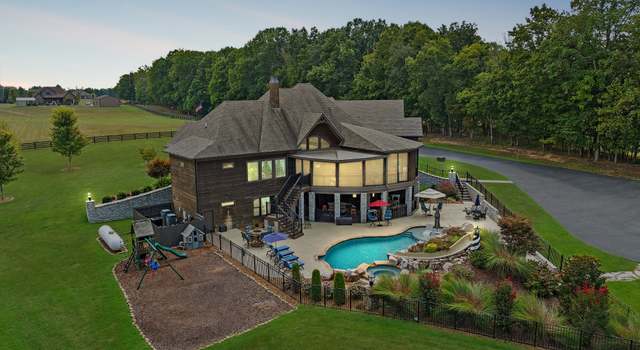 Photo of 6704 Highway 52 W, Lafayette, TN 37083