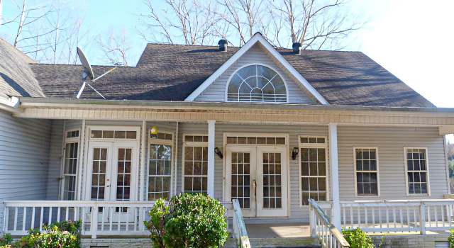 Photo of 104 Salem Rd, Hohenwald, TN 38462