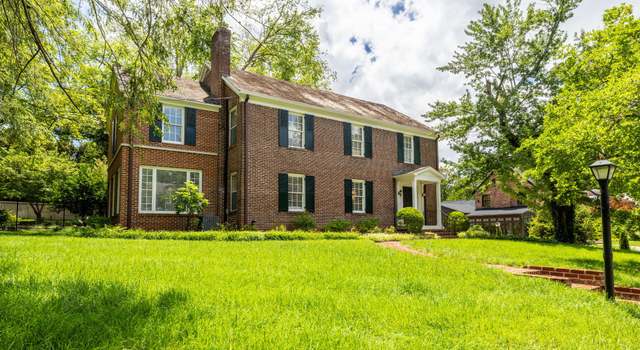 Photo of 3800 Glenfield Dr, Knoxville, TN 37919