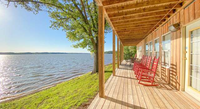Photo of 9395 Greenbriar Rd, Waverly, TN 37185