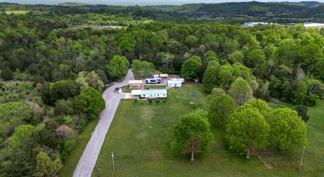 Photo of 1172 Craig Moore Rd, Lewisburg, TN 37091