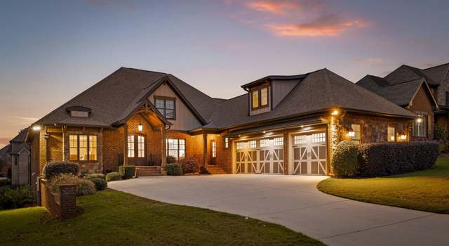 Photo of 8054 Hampton Cove Dr, Ooltewah, TN 37363