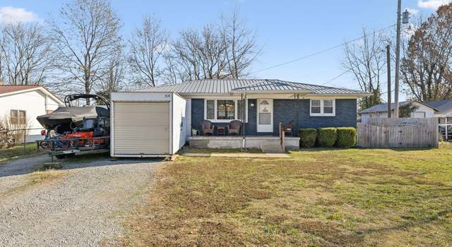 Photo of 409 Collins St, Hohenwald, TN 38462