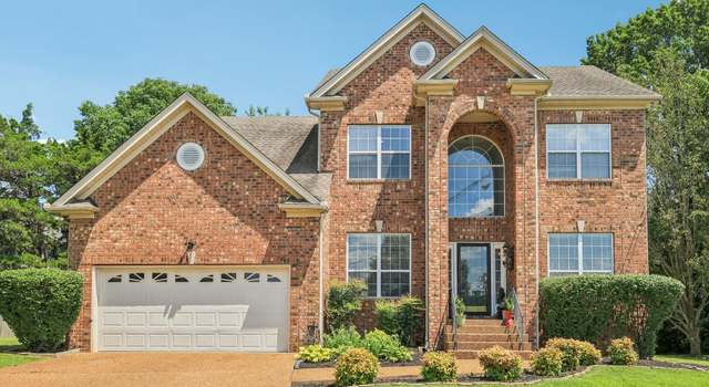 Photo of 110 W Harbor Ct, Hendersonville, TN 37075