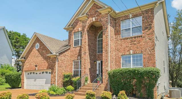Photo of 110 W Harbor Ct, Hendersonville, TN 37075