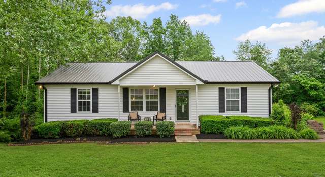 Photo of 105 Cedarview Dr, Charlotte, TN 37036