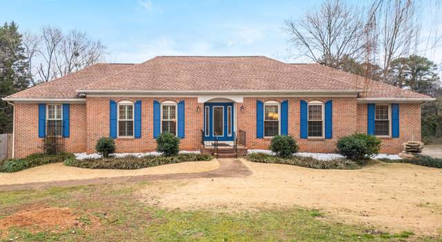 Photo of 1718 Verona Dr, Chattanooga, TN 37421