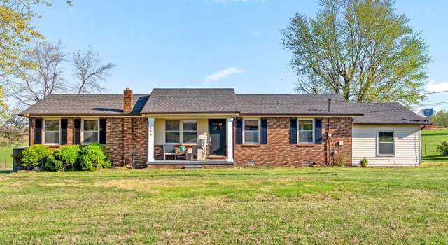 Photo of 450 Hurricane Loop, Tennessee Ridge, TN 37178