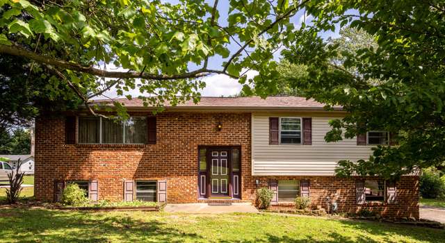 Photo of 124 Swanee Dr, Maryville, TN 37804
