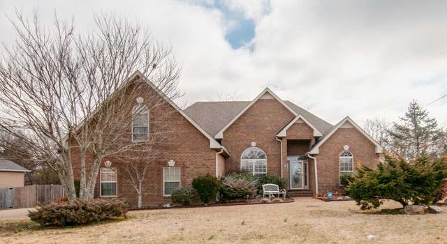 Photo of 2001 Graceland Way, Greenbrier, TN 37073