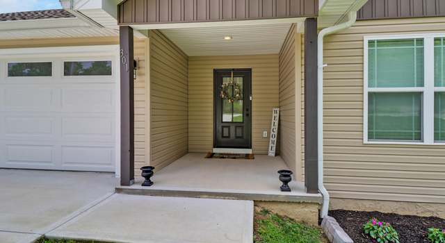Photo of 301 Dayton Ave, Crossville, TN 38555