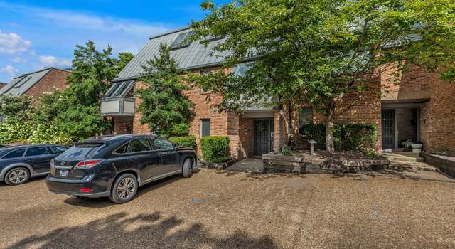 Photo of 118 Hampton Pl, Nashville, TN 37215