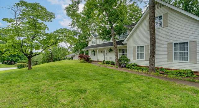 Photo of 1800 Colonial Shores Dr, Hixson, TN 37343