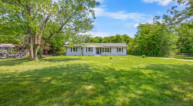 Photo of 2705 Thrush Dr, Clarksville, TN 37040