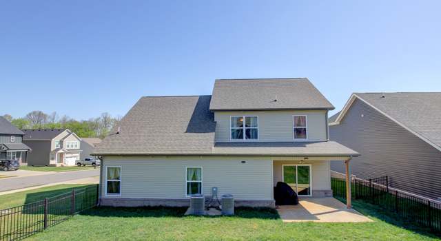 Photo of 4023 Fort Sumter Dr, Clarksville, TN 37042
