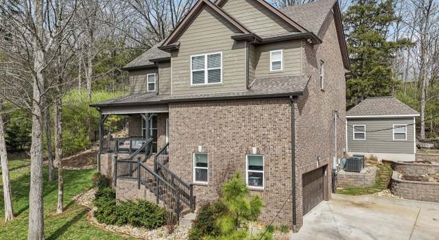 Photo of 606 Cedar Crest Ct, Smyrna, TN 37167