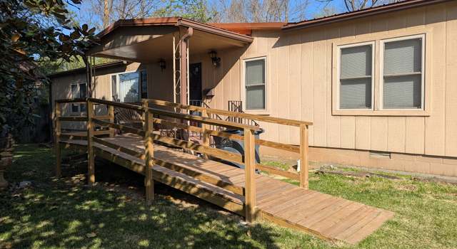 Photo of 620 S Poplar St, Monterey, TN 38574