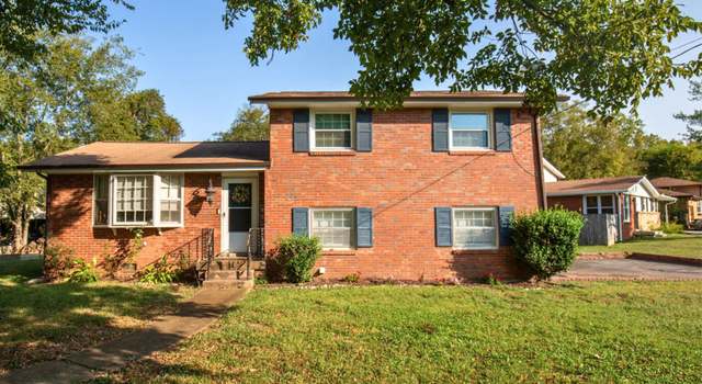 Photo of 3104 Richmond Hill Dr, Nashville, TN 37207