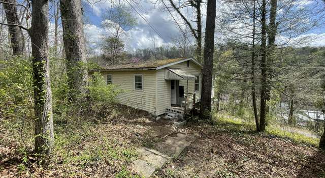 Photo of 805 Indian River Boat Dock Rd Rd, Jacksboro, TN 37757