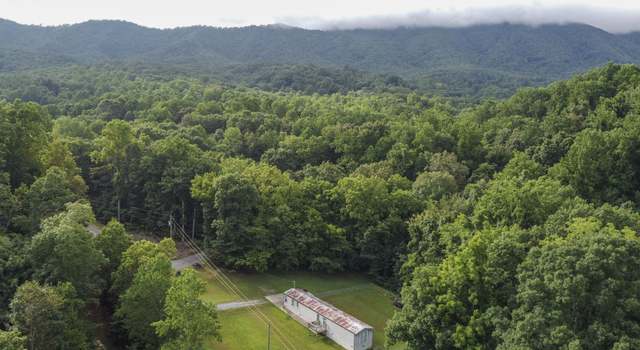 Photo of 2920 Grapevine Hollow Rd, Dandridge, TN 37725