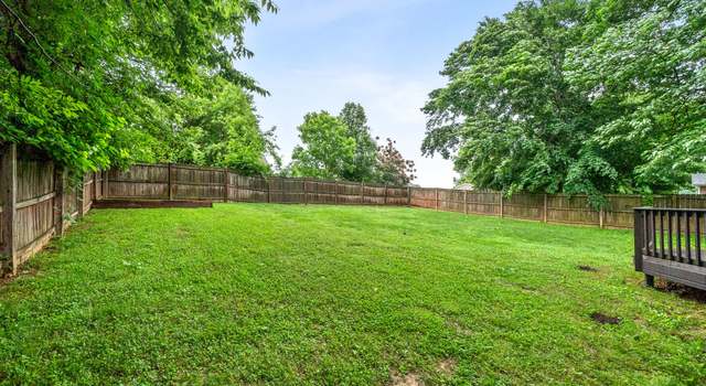 Photo of 1713 Hazelwood Rd, Clarksville, TN 37042