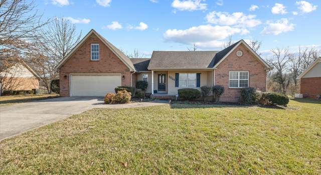 Photo of 1324 N Hampton Cir, Cookeville, TN 38506