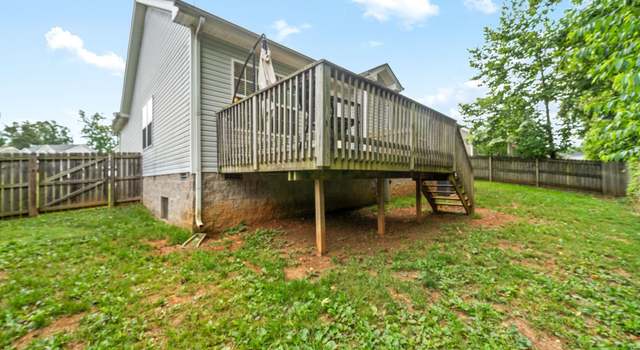 Photo of 1688 Parkside Dr, Clarksville, TN 37042