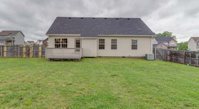 Photo of 1863 Eisenhower Rd, Clarksville, TN 37042