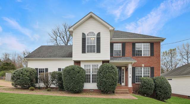 Photo of 3800 Portsmouth Dr, Old Hickory, TN 37138