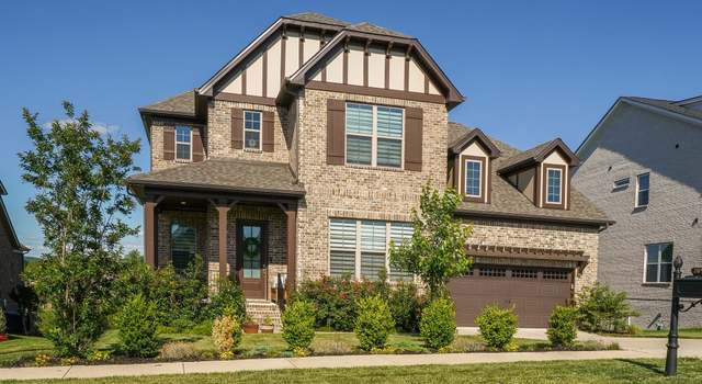 Photo of 2698 Paddock Park Dr, Thompsons Station, TN 37179