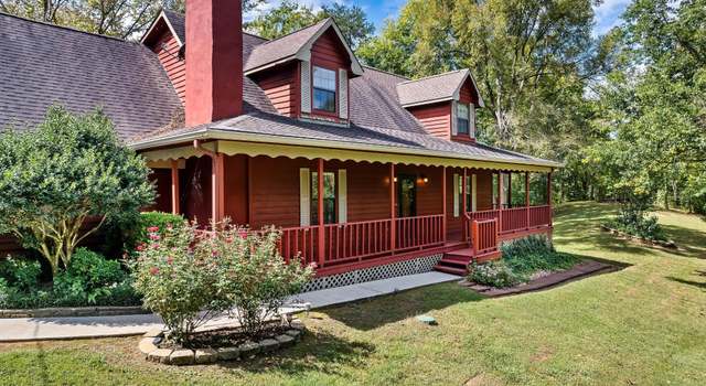 Photo of 305 Chestnut Ridge Rd, Walland, TN 37886