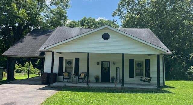Photo of 1765 Outer Dr, Lenoir City, TN 37771