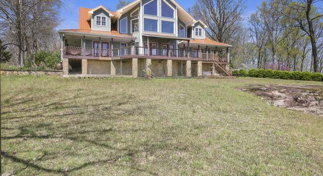 Photo of 386 Hanging Rock Dr, Altamont, TN 37301