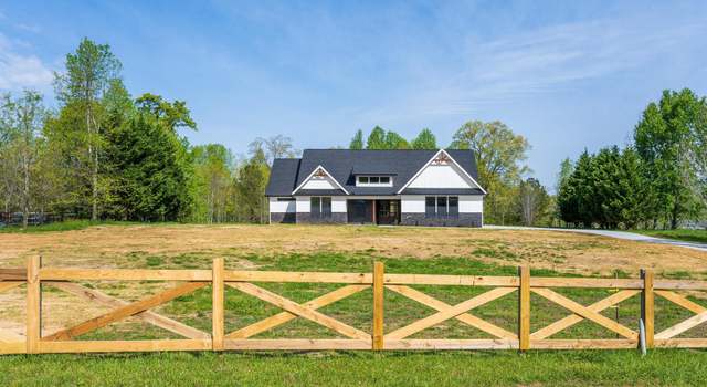 Photo of 337 Hunter Trl, Trenton, GA 30752