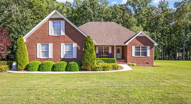 Photo of 96 Caldwell Dr, Estill Springs, TN 37330