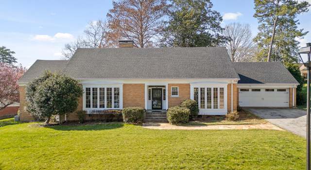 Photo of 300 Lynncrest Dr, Chattanooga, TN 37411